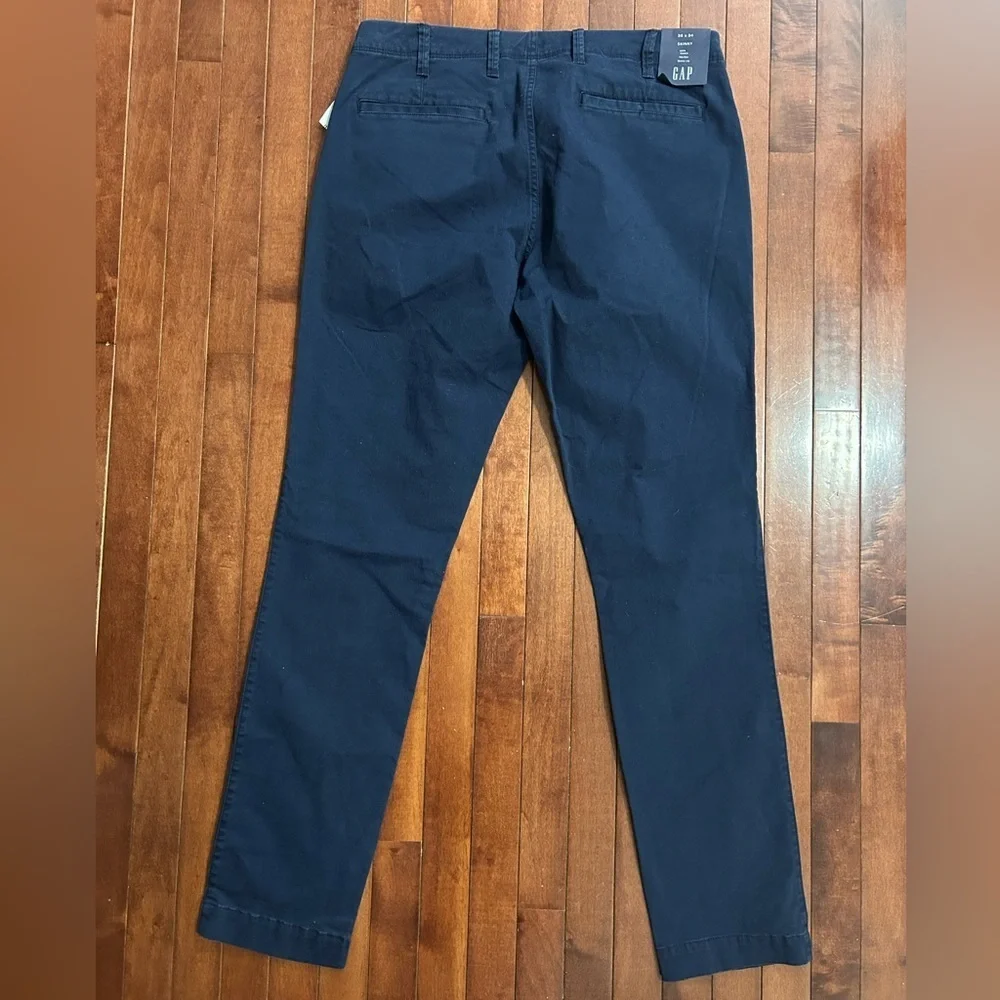 NWT GAP Men’s Navy Blue Skinny Chino Khaki Pants Size 36x34